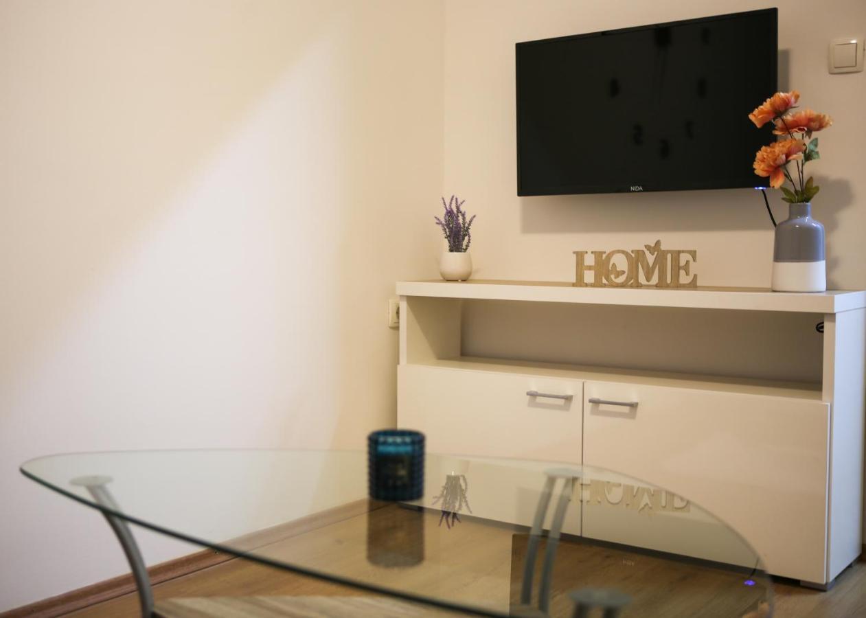 Apartment B&J - In The Center Of สปลิท ภายนอก รูปภาพ