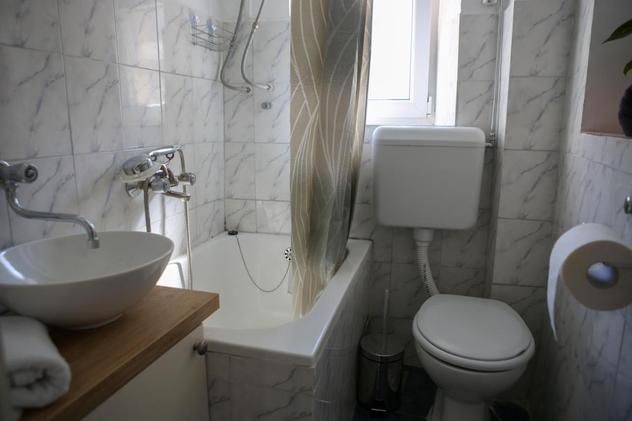 Apartment B&J - In The Center Of สปลิท ภายนอก รูปภาพ